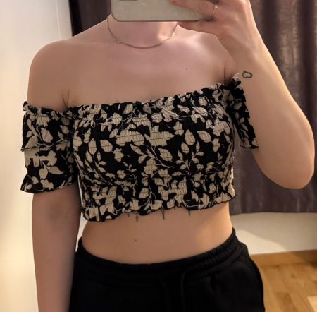 Schickes Sommer Top mit Blumenmuster, Grösse M
