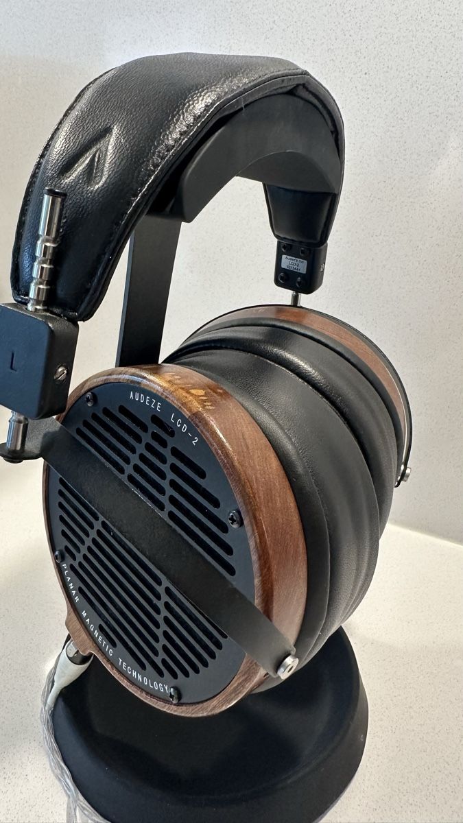Audeze Cuffie: Audeze LCD 2 mk 1 Kopfhörer/ Headphones  – Usato da Zürich venduto da sco_979t 2
