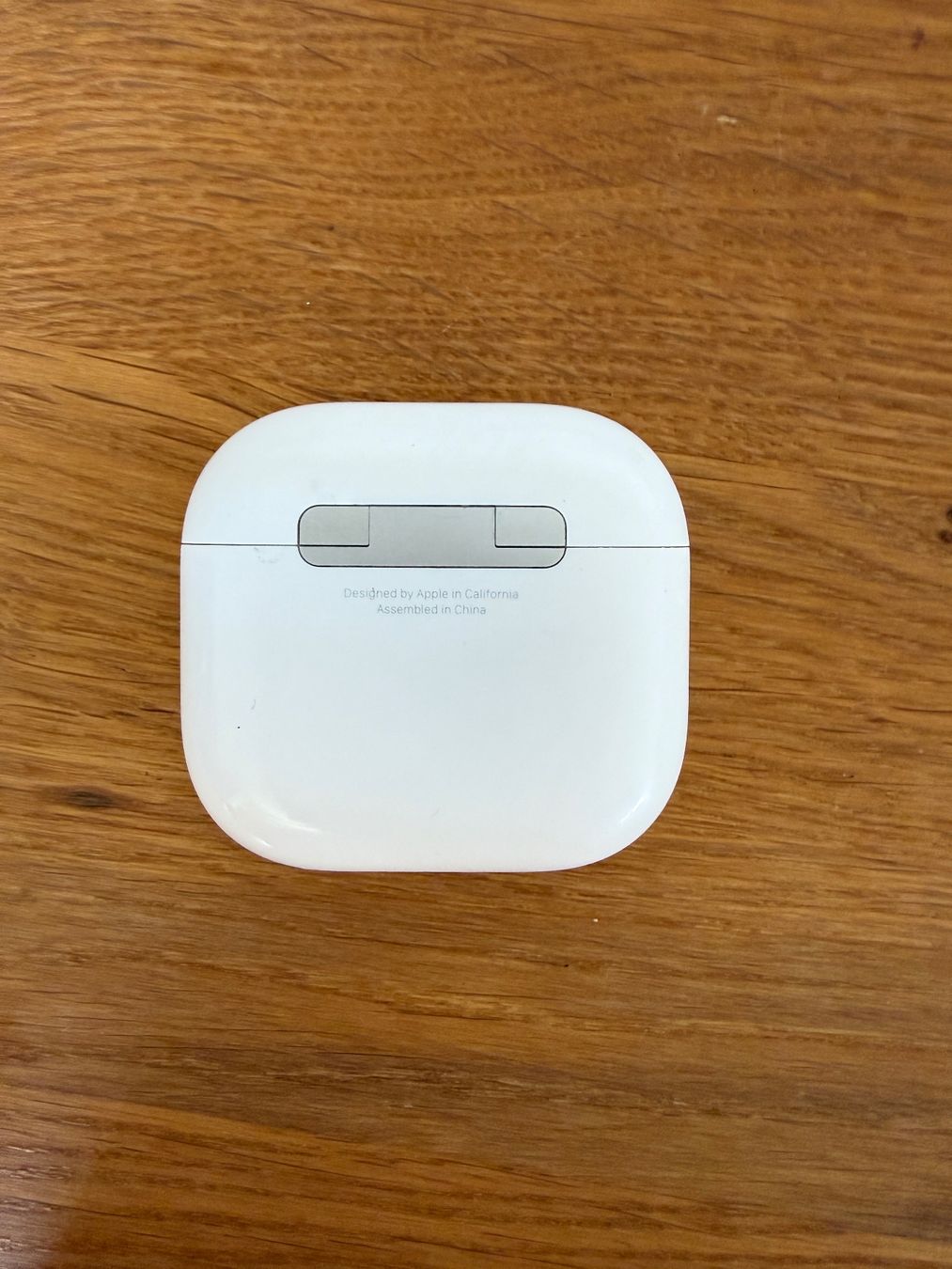 Apple Cuffie: APPLE AirPods 4 Charging Case – Usato da Lausanne venduto da Nine1982 5