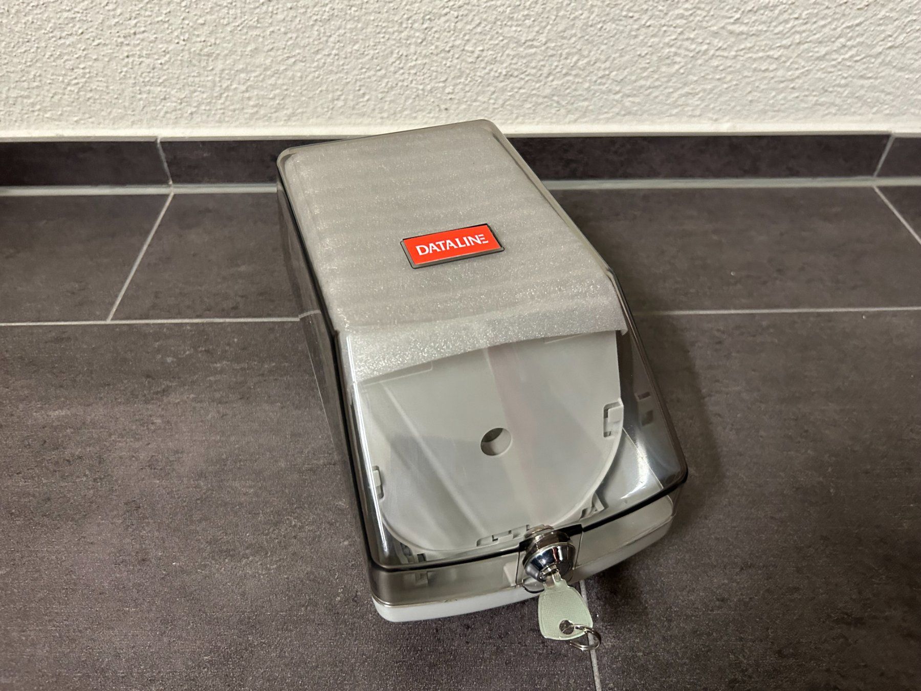 CD: Dataline - CD-Box für 40 CD's - abschliessbar – Usato da Hagendorn venduto da Teora66 1