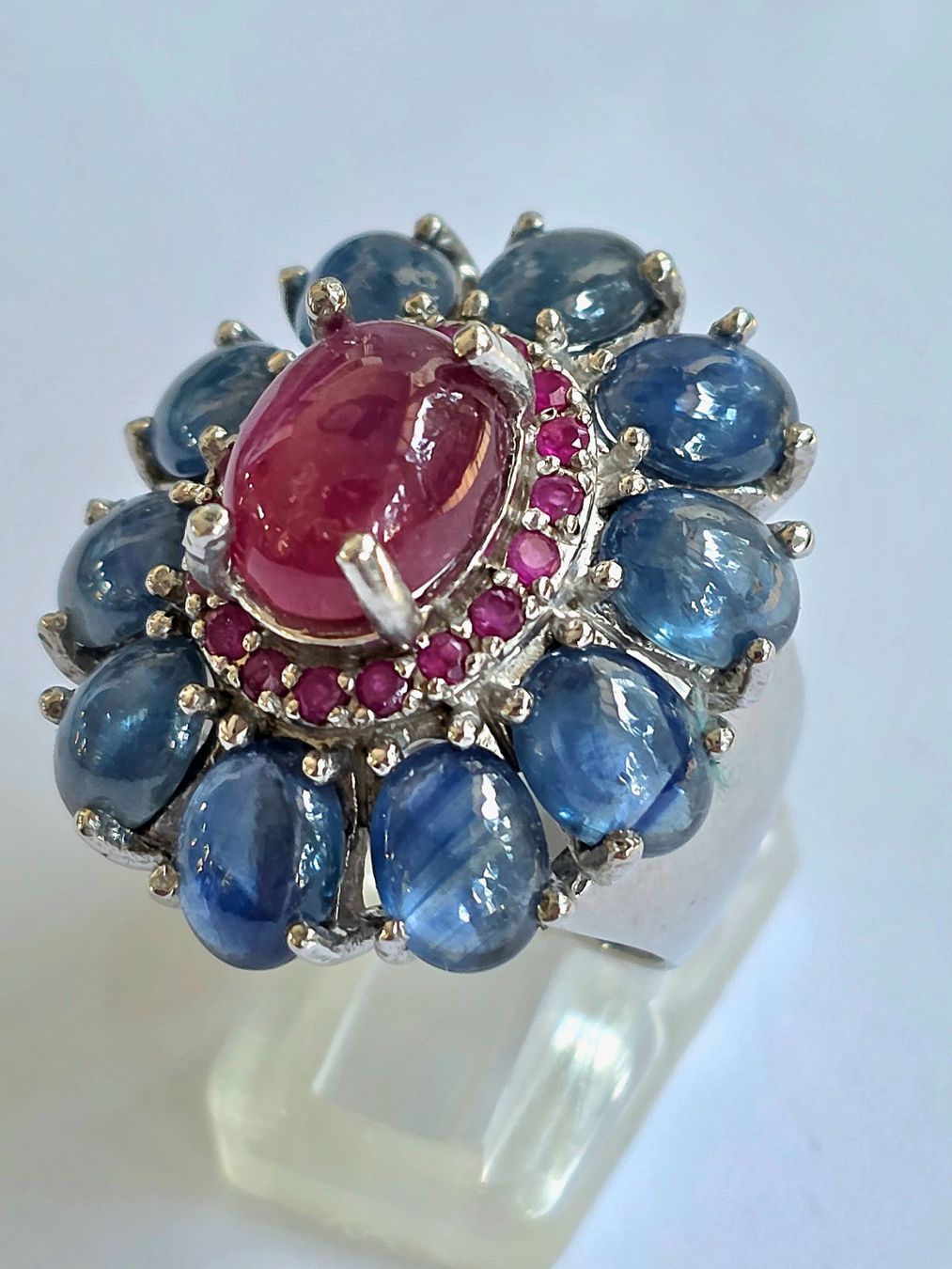 Anelli: Ring mit Rubin und Saphiren Silber Grösse 58 – Nuovo (secondo la descrizione) da Zürich venduto da benedikt12 8