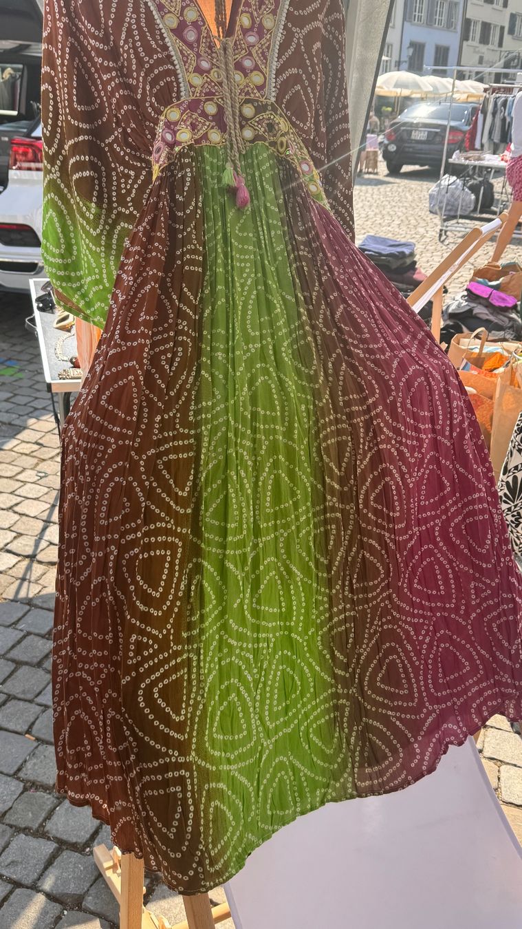 Robes: Kleid – Neuf avec emballage d'origine à Olten par Saayis 3