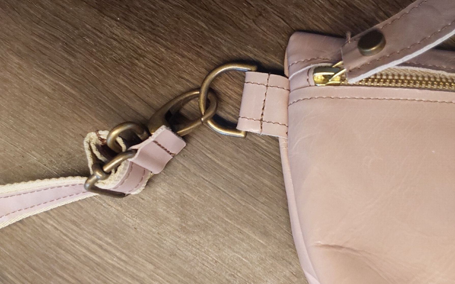 Borse da donna: Umhängetasche battaglia rosa Leder – Nuovo (secondo la descrizione) da Köniz venduto da scopello12 4
