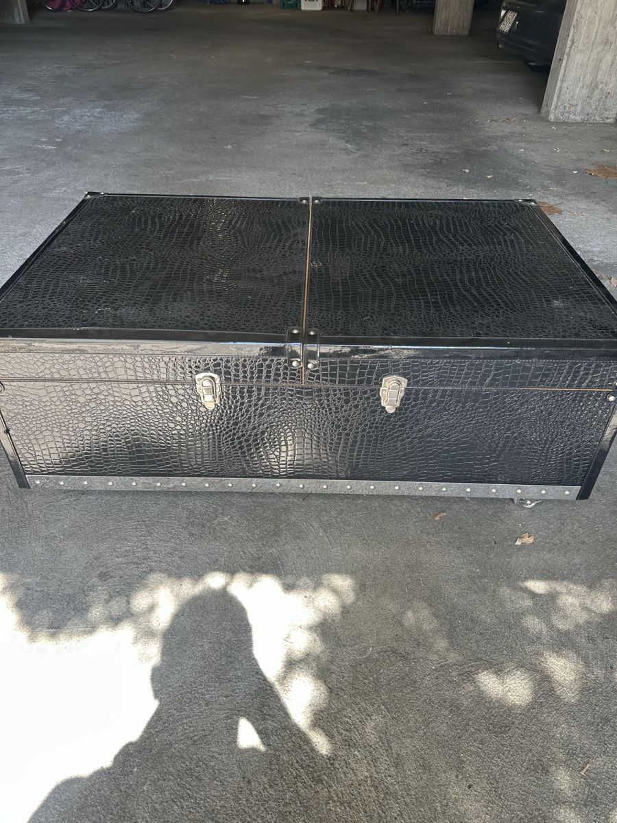 Cassettiere: Furniture set + bar – Usato da Athenaz (Avusy) venduto da fri_2f6q 3