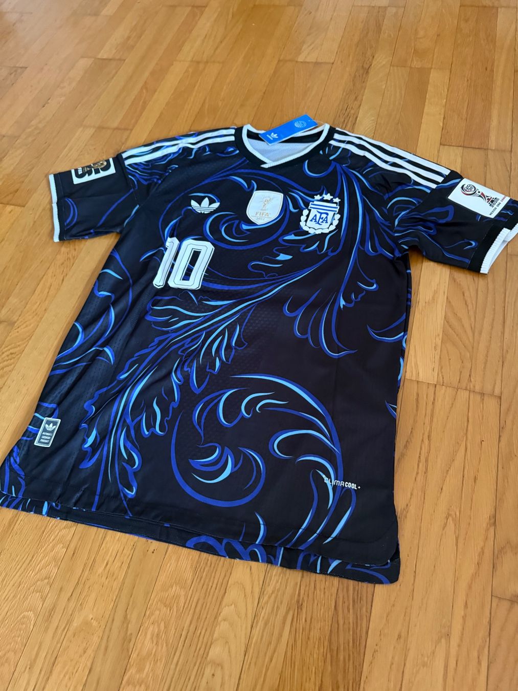 Camicie: Argentinien Lionel Messi Trikot #10 - M – Nuovo e nell'imballaggio originale da Zürich venduto da PMJ-Shop 5
