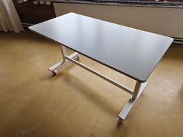IKEA MITTZON Klapptisch mit Rollen, weiß (140x70 cm)