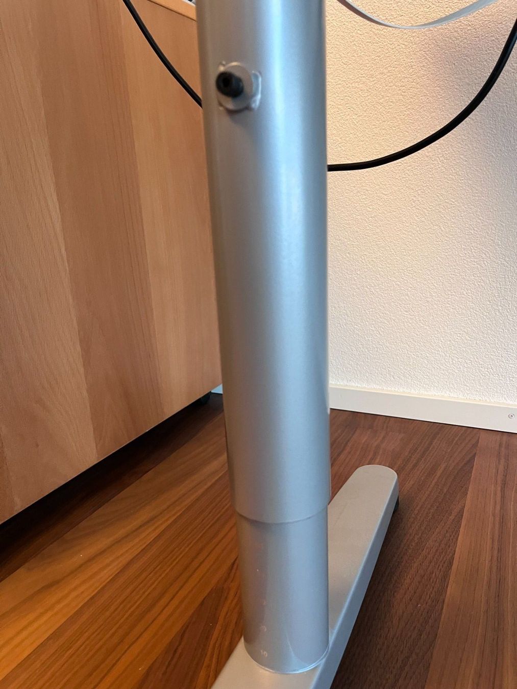 Ikea Schreibtische: Schreibtisch – Gebraucht aus Andelfingen von Bibi0014 4