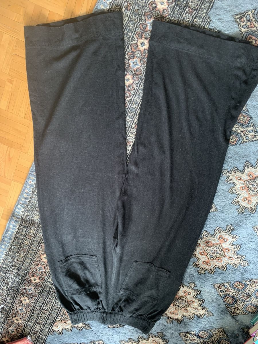 H&M Hosen: H&M schwarze Hose gr S – Gebraucht aus Gutenswil von Bregenzer8610 4