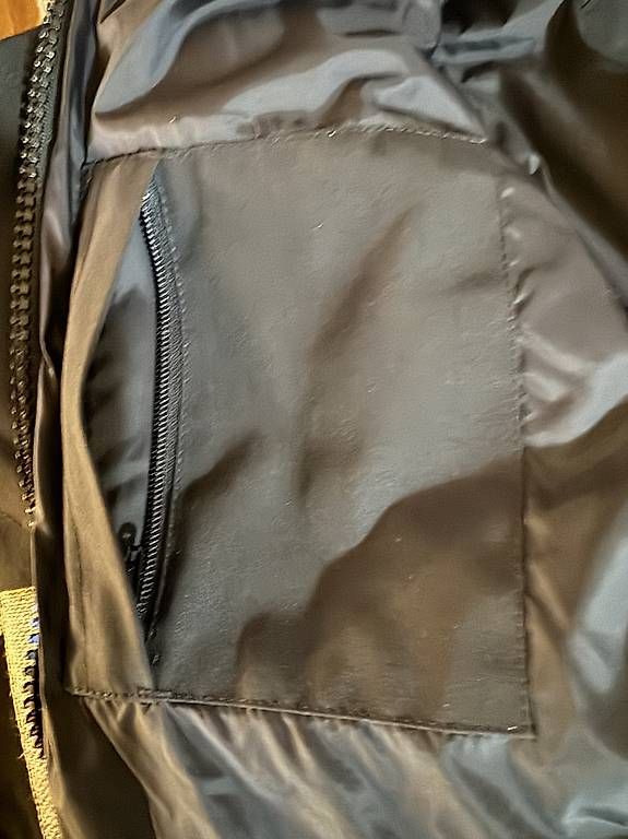 Giacche: Veste/parka CANADA GOOSE – Usato da Crissier venduto da Capsulecats 3