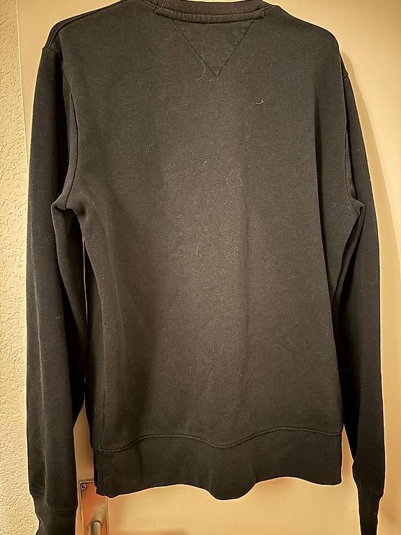 Tommy Hilfiger Maglioni & Felpe: Dunkelblauer Tommy Hilfiger Pullover Grösse L – Usato da Bern venduto da shiggyy 2