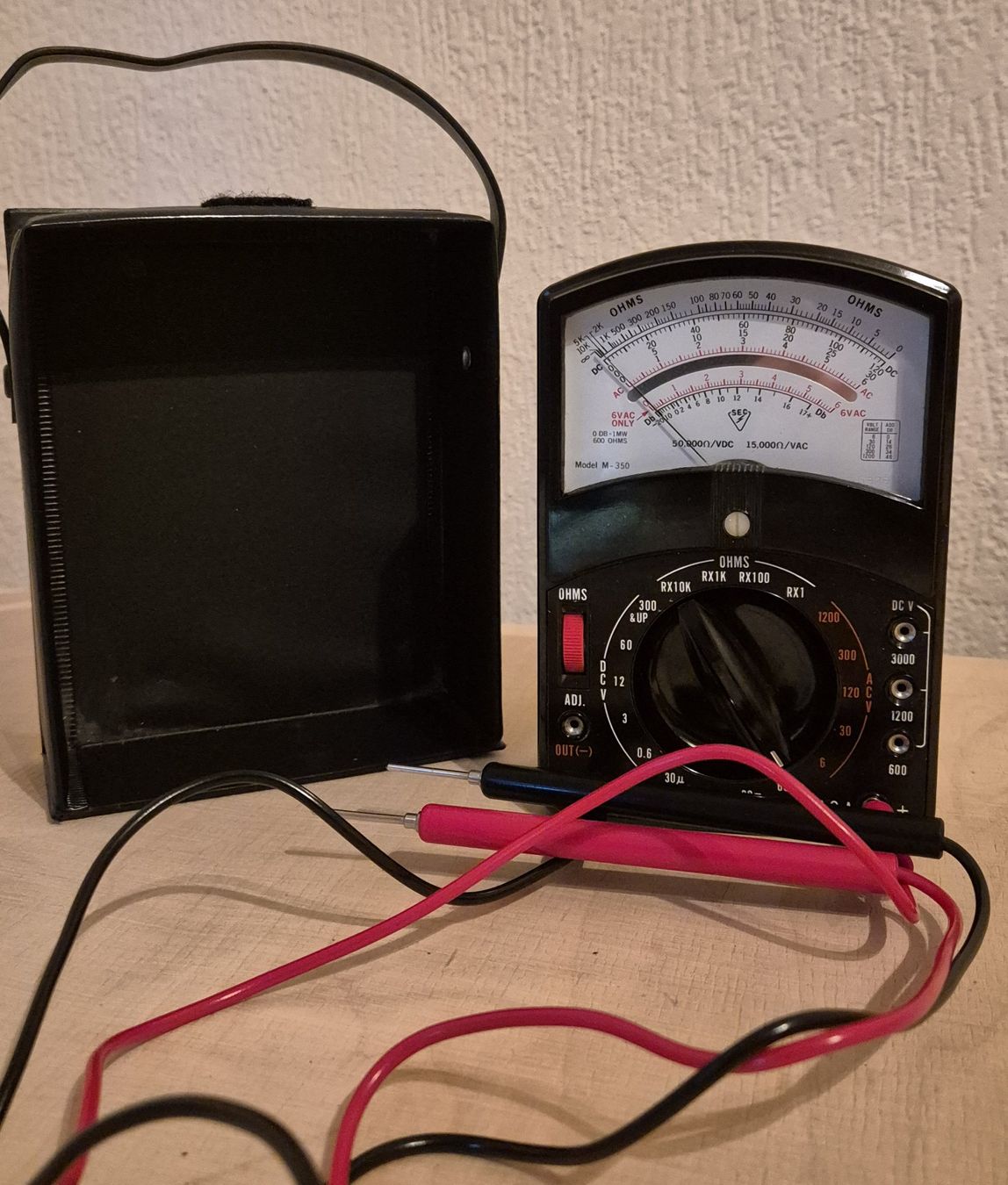 Componenti elettronici: MULTIMÈTRE ANALOGIQUE + DIGITAL – Usato da St-Imier venduto da Psaturnin 2