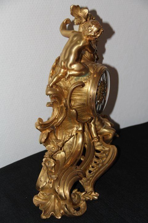 Orologi da terra & Orologi da parete: Garniture de cheminee en bronze . – Usato da Praz (Vully) venduto da pikuluka1 4