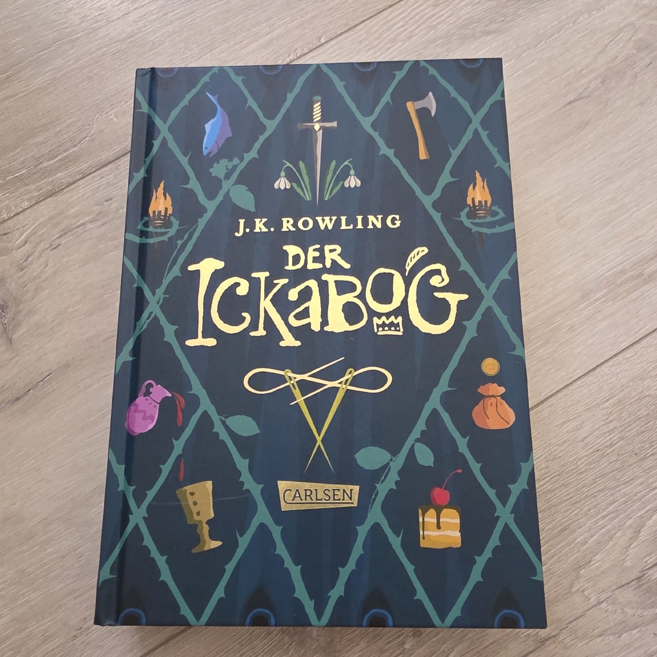 Libri: Der Ickabog von J.K. Rowling Neu – Nuovo (secondo la descrizione) da Wigoltingen venduto da Zuckerfee84