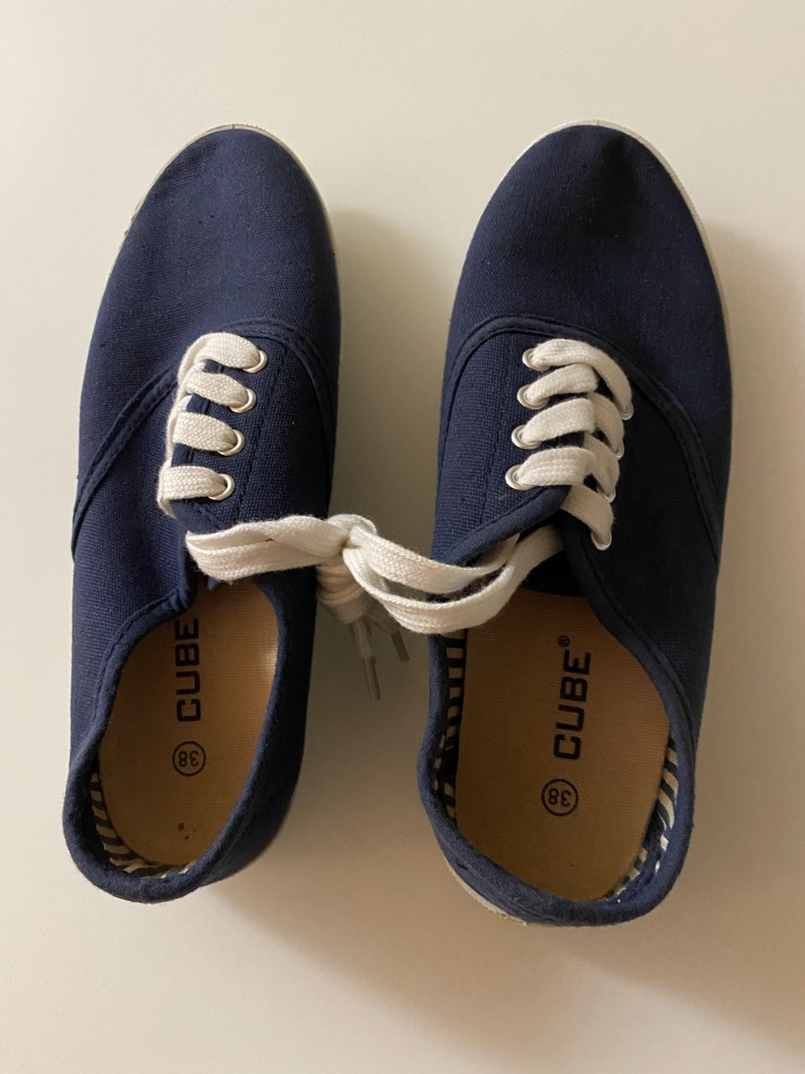 Scarpe per ragazze: Turnschuhe Grösse 38 neu – Nuovo (secondo la descrizione) da Hochdorf venduto da Katja014 2