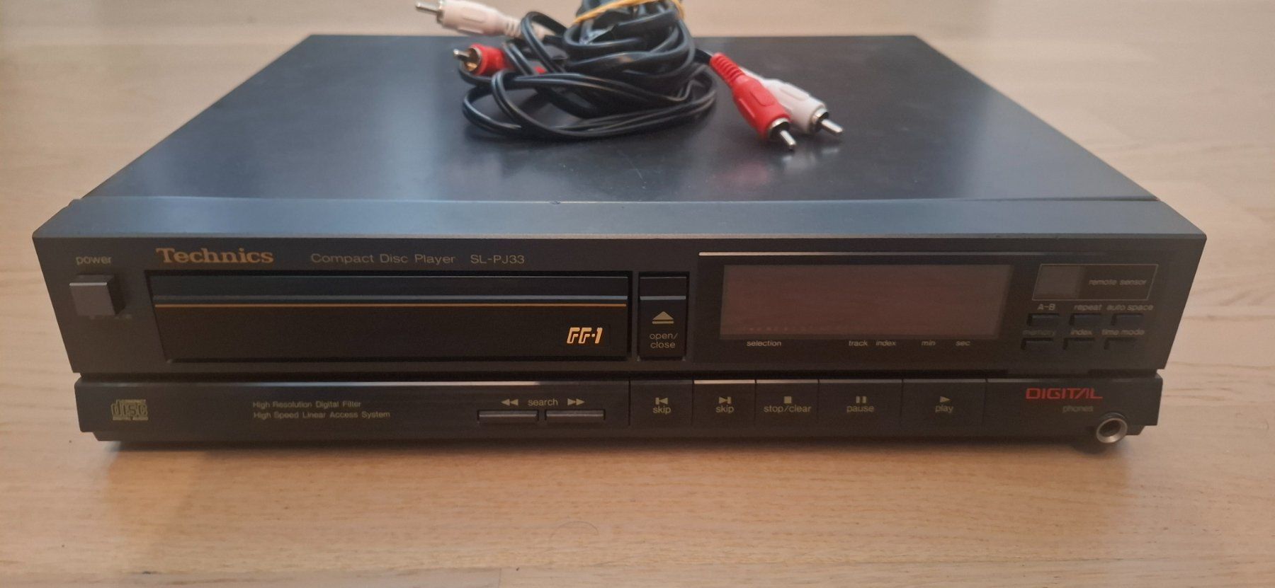 CD: lecteur CD TECHNICS SL-PJ33 – Usato da Chancy venduto da dave58v 1