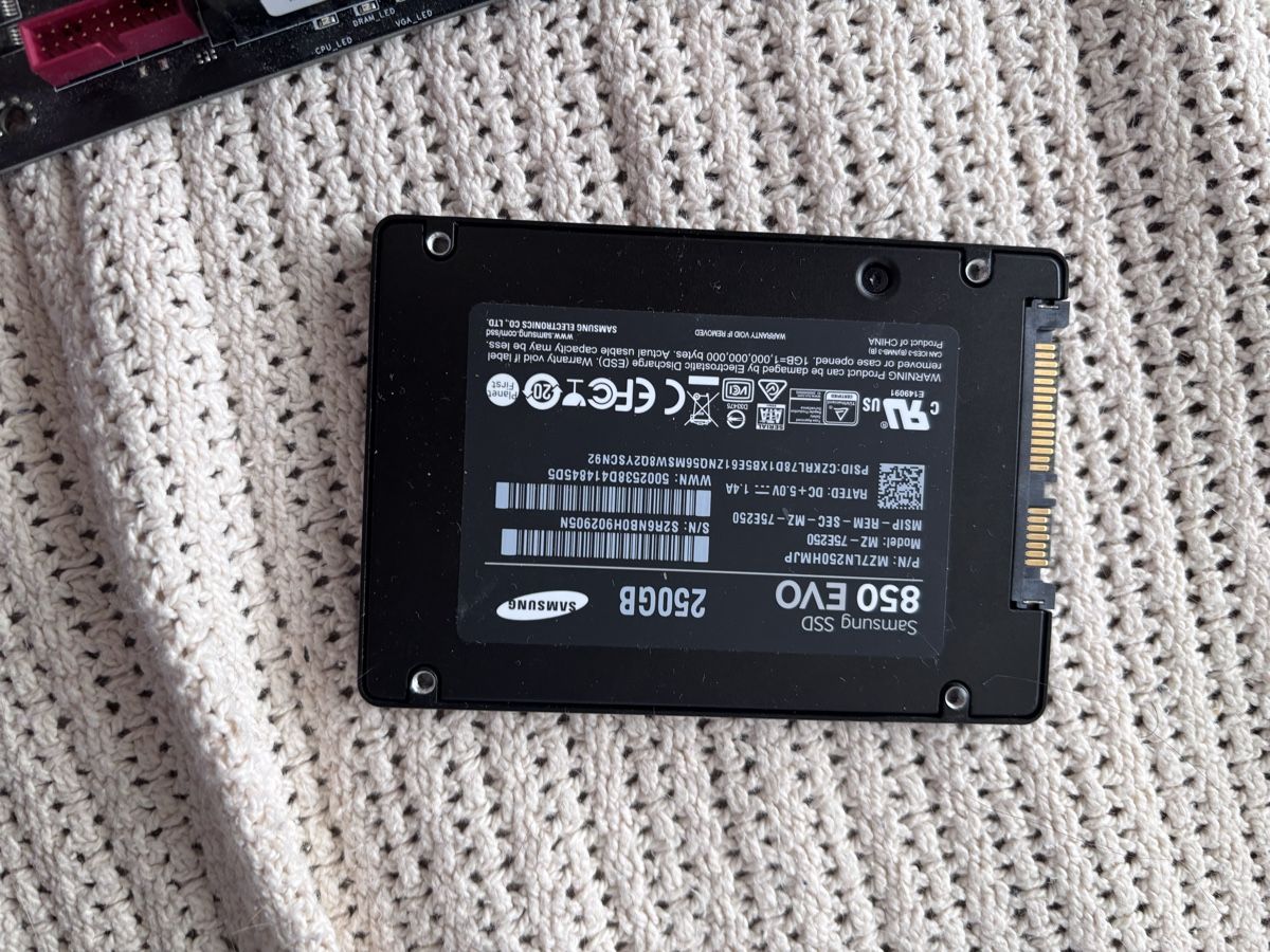 PCs: Diverse Computerteile  – Gebraucht aus Wangen SZ von Wangen12 2