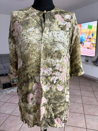 Camicia in viscosa a fiori verde taglia S