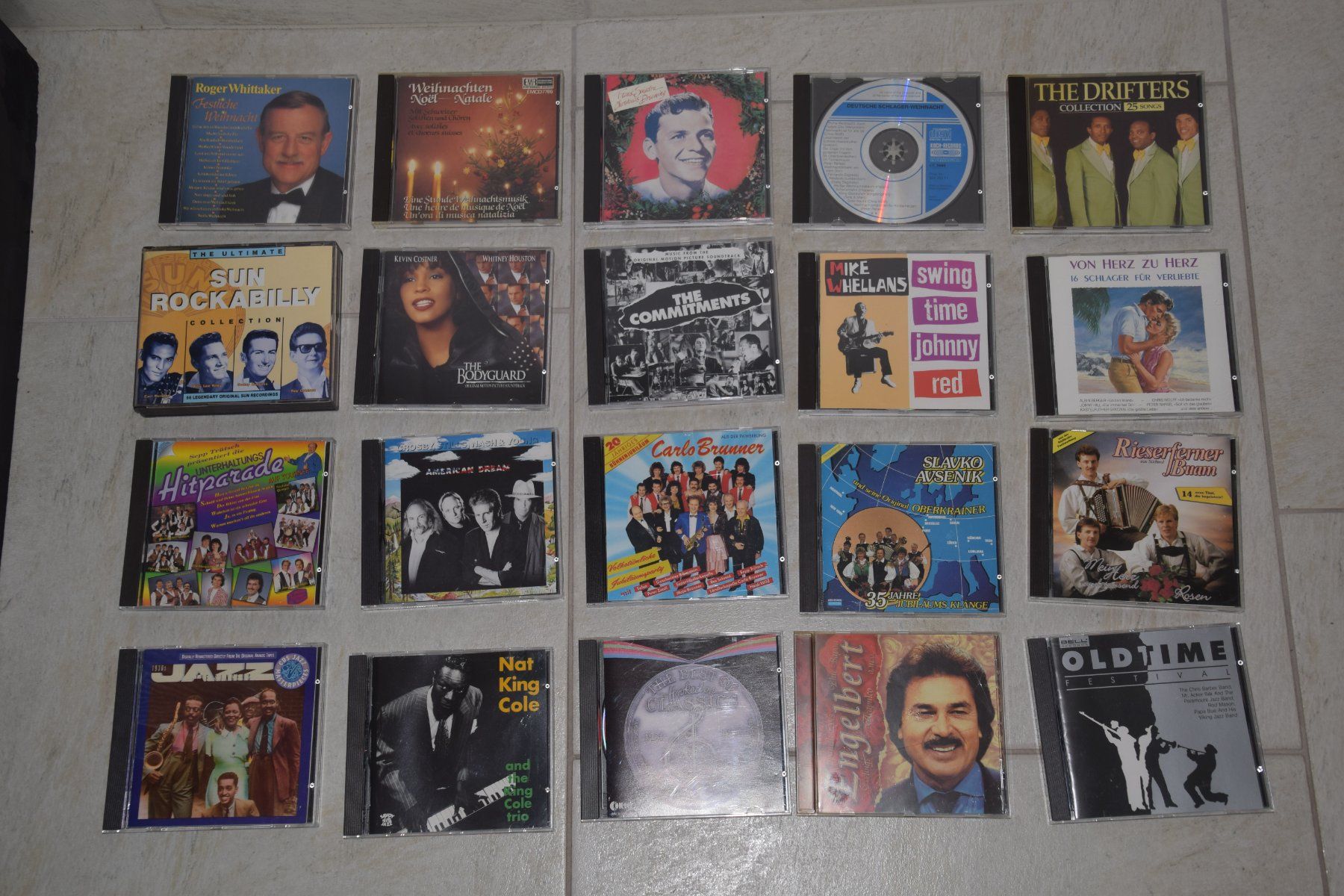 CDs: 120 CD Oldie's – D'occasion à Luzern par SosoNana 5