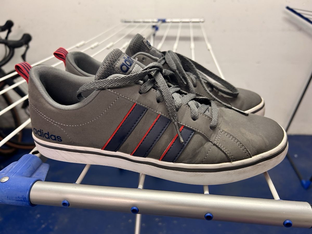 Adidas Scarpe da uomo: Adidas VS Pace Sneakers, Grösse 43 – Usato da Buchs SG venduto da valiii21