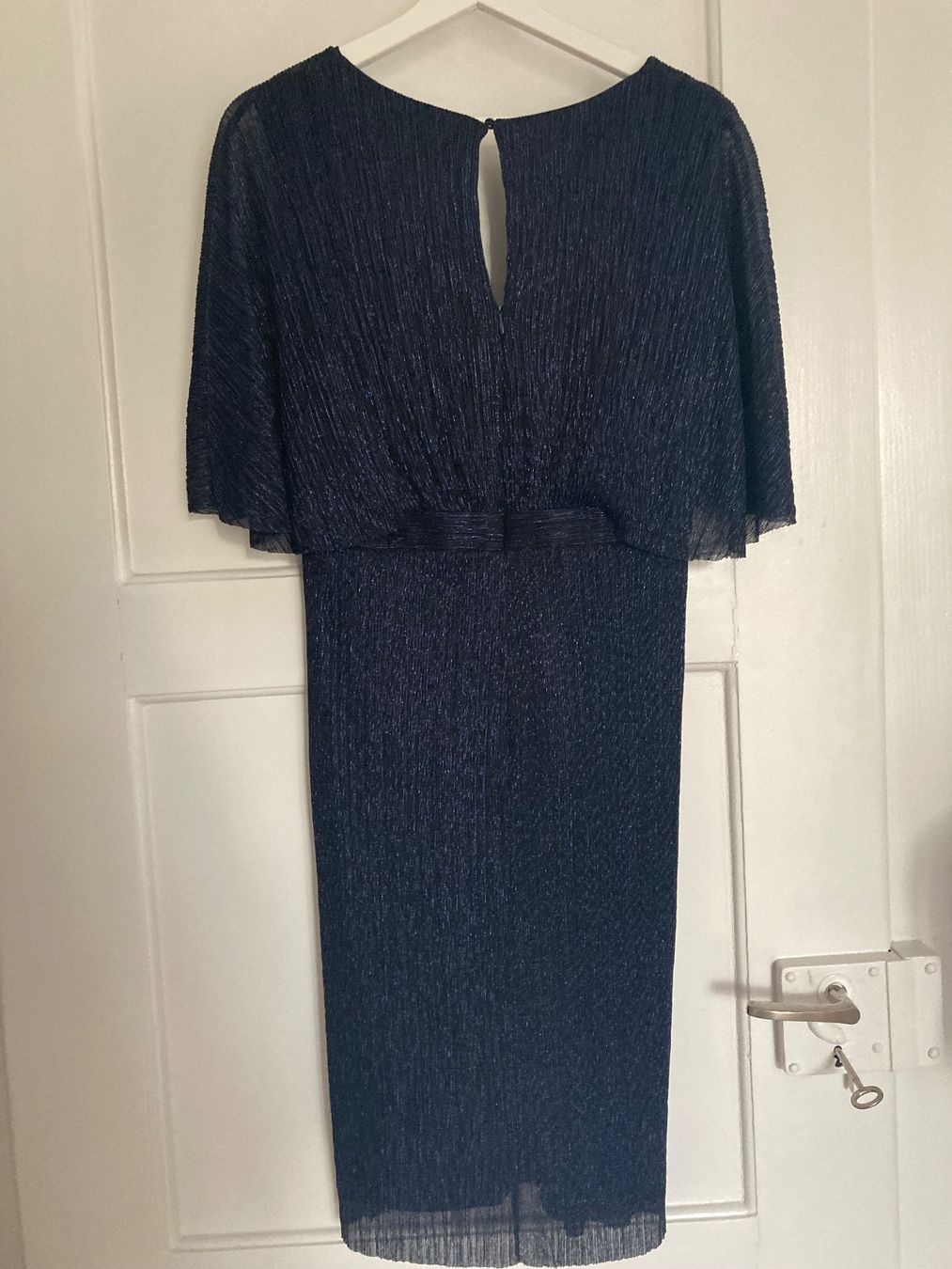 Kleider: Vera Mont Kleid, Grösse 38, dunkelblau – Neu (gemäss Beschreibung) aus Bern von Martina24 2
