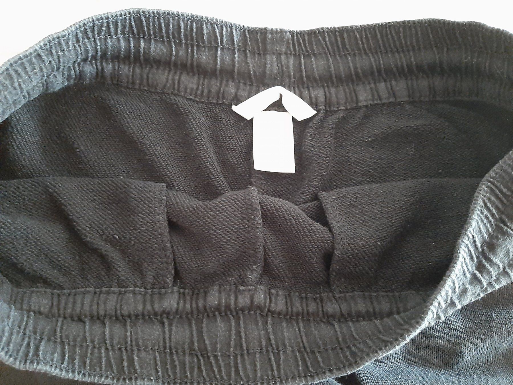 H&M Pantaloni: Kurze Hose schwarz, Basic H&M, Gr. S – Usato da Menziken venduto da Rien1 6