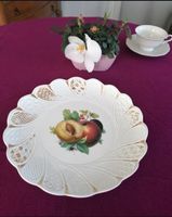 Schöner Porzellanteller mit Goldrand, Meissen