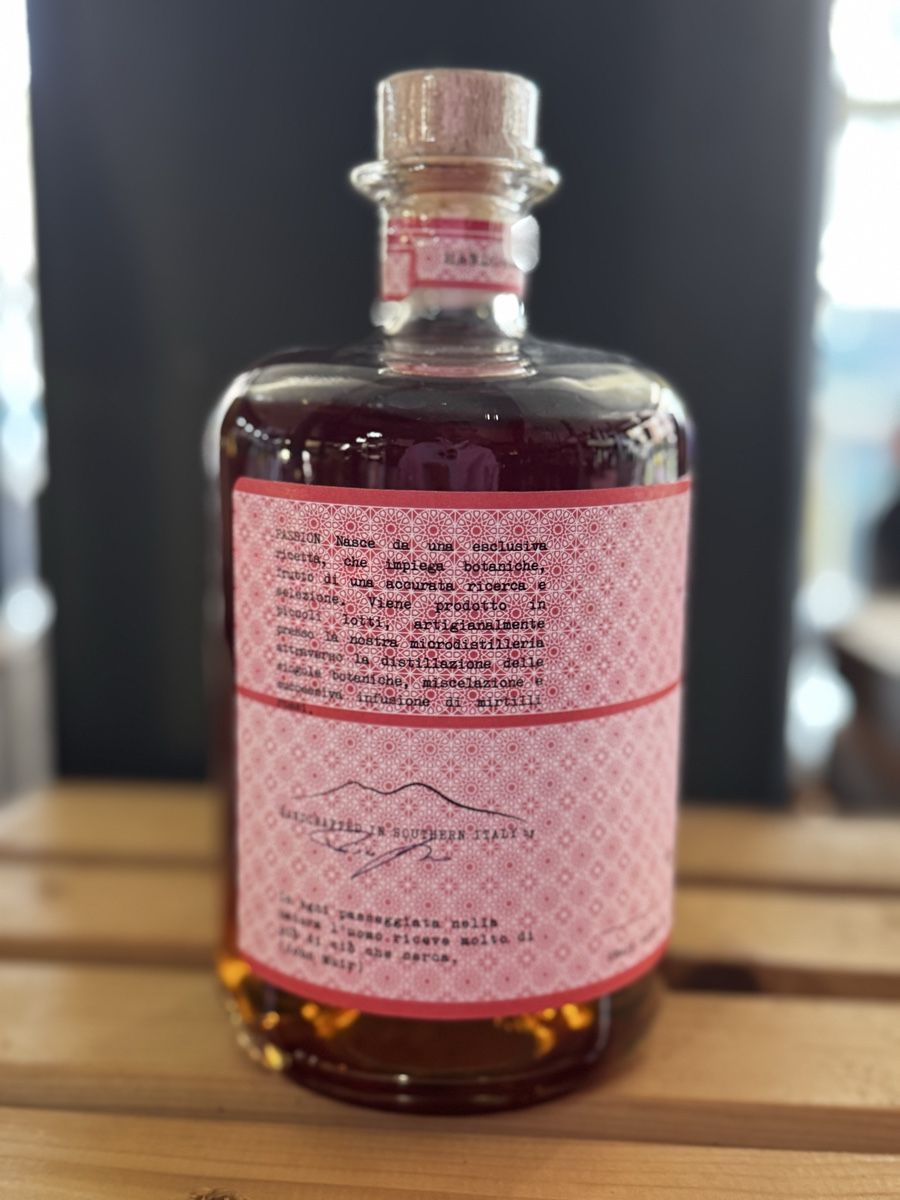 Spirituosen: Passion Distilled Premium Gin, einmalig, 70cl, neu! – Neu und originalverpackt aus Horgen von swiss.superdeal 1