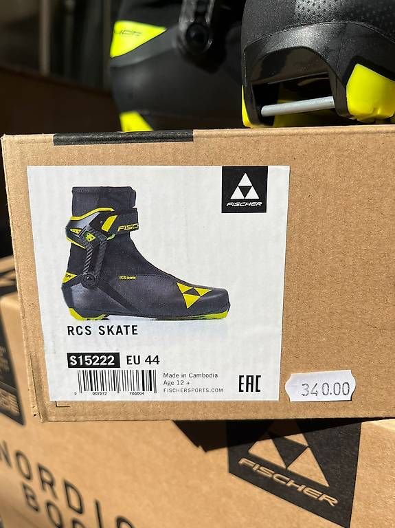 Scarpe da uomo: FISHER RCS skate 44 – Usato da Courroux venduto da Bruno2824 1