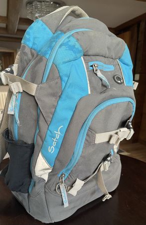 Satch Rucksack grau blau guter Zustand