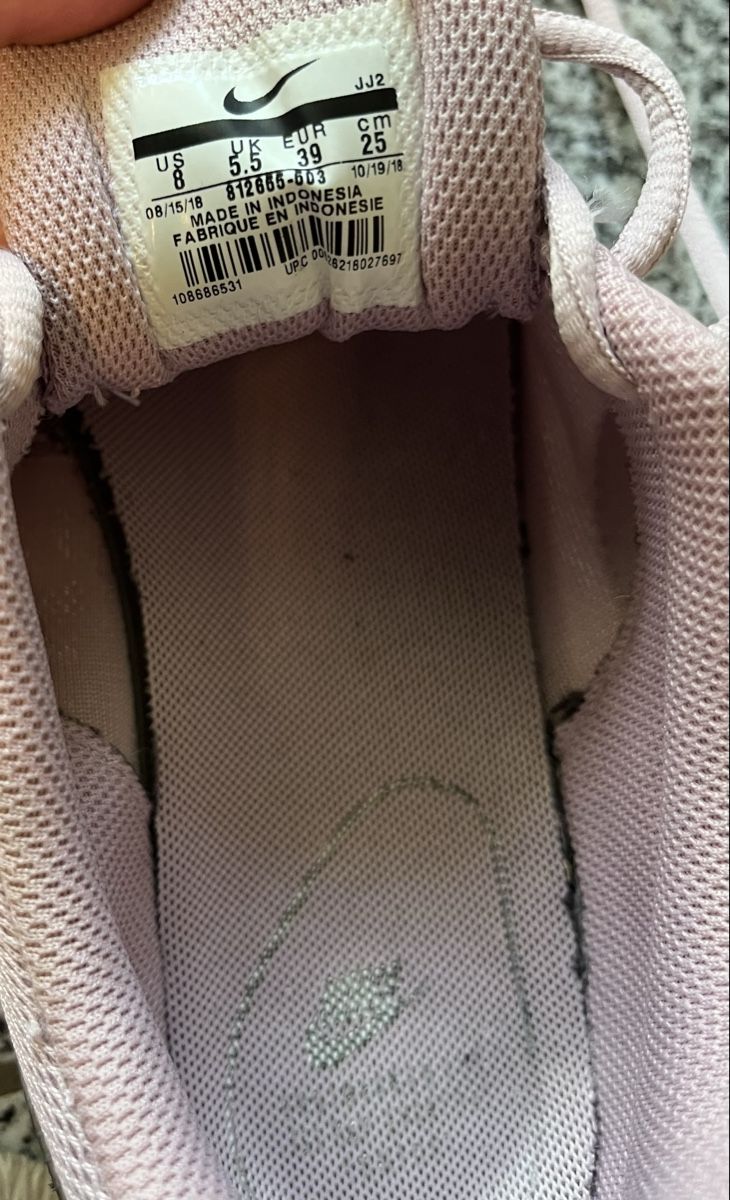 Nike Scarpe da donna: Nike Tanjun Sneaker rosa – Usato da Densbüren venduto da Powpow 5