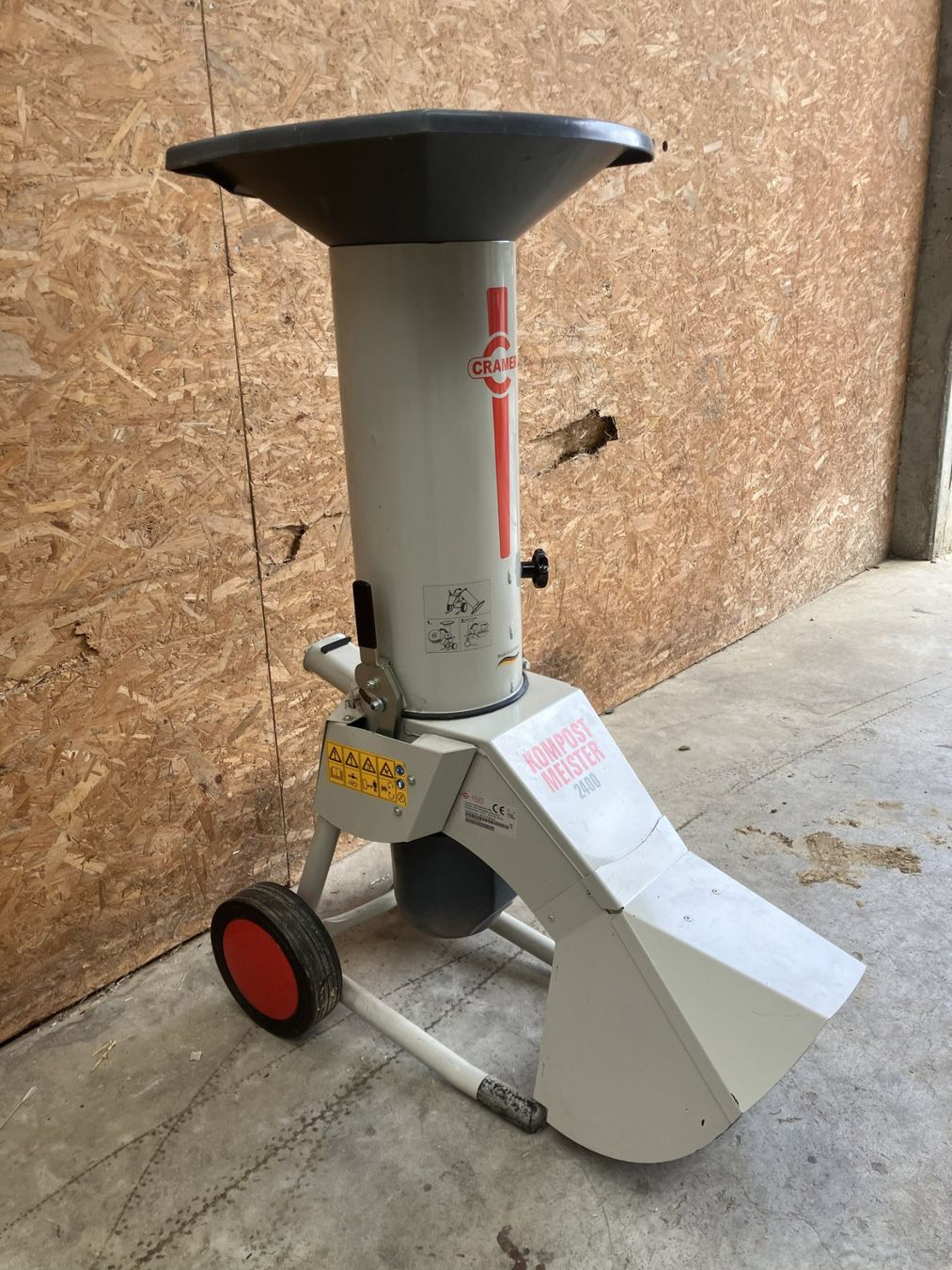 Déchiqueteuse: Häcksler - Kompostierer elektrisch – D'occasion à Obermumpf par Suki82 2