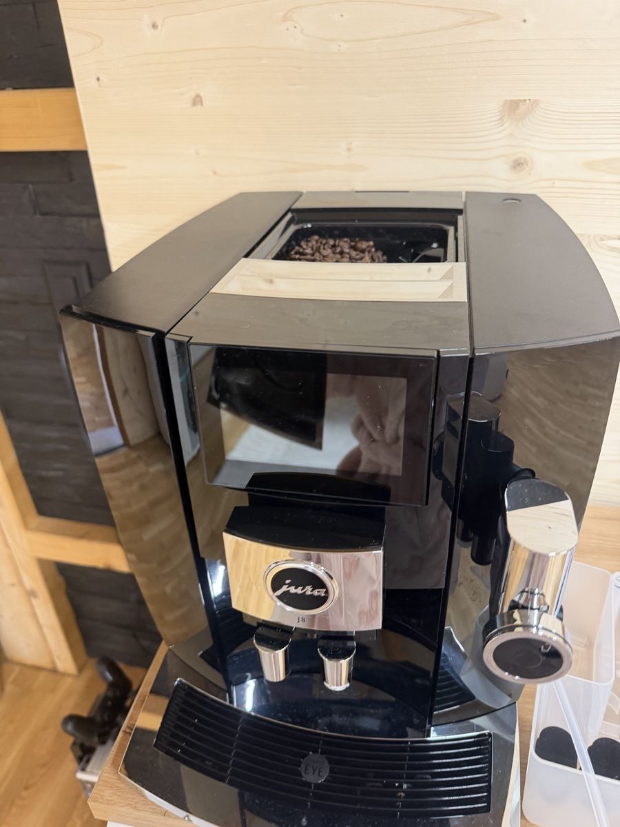 Jura Kaffeemaschinen & Espressomaschinen: Kaffe Maschine Jura – Gebraucht aus Dietikon von nin_6g5r 2