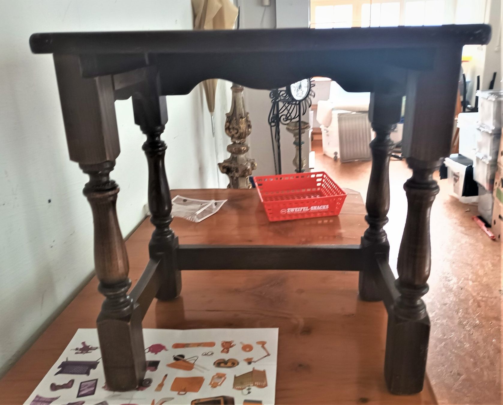 Sgabelli: Antiker englischer Hocker Joint Hocker Beistelltisch – Usato da Vaduz venduto da Bergtiger 3