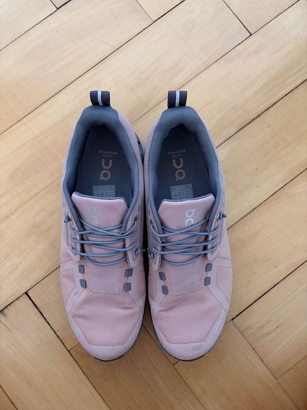 On Damenschuhe: on cloud waterproof - rose – Neu (gemäss Beschreibung) aus Zürich von jul_c2jv 1