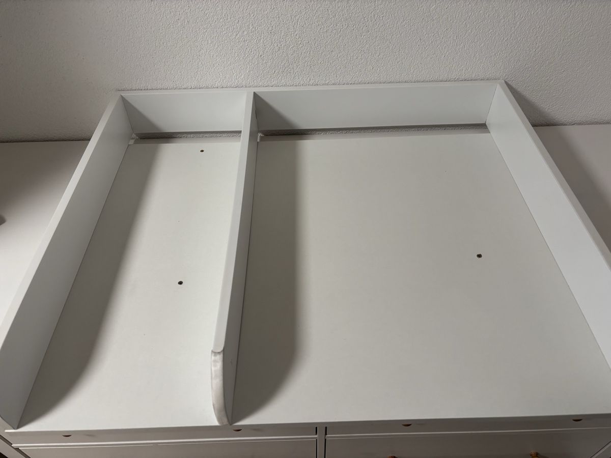 Ikea Fasciatoi & Accessori: IKEA Hemnes Kommode inkl. Wickelaufsatz – Usato da Höri venduto da Celine.11 1