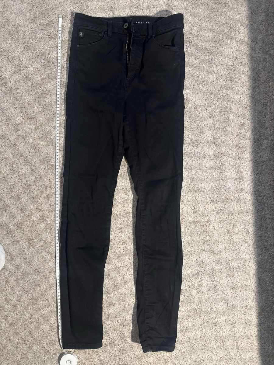 H&M Jeans: Shaping jeans von H&M Gr.38 – Usato da Zürich venduto da mbu_5f9r