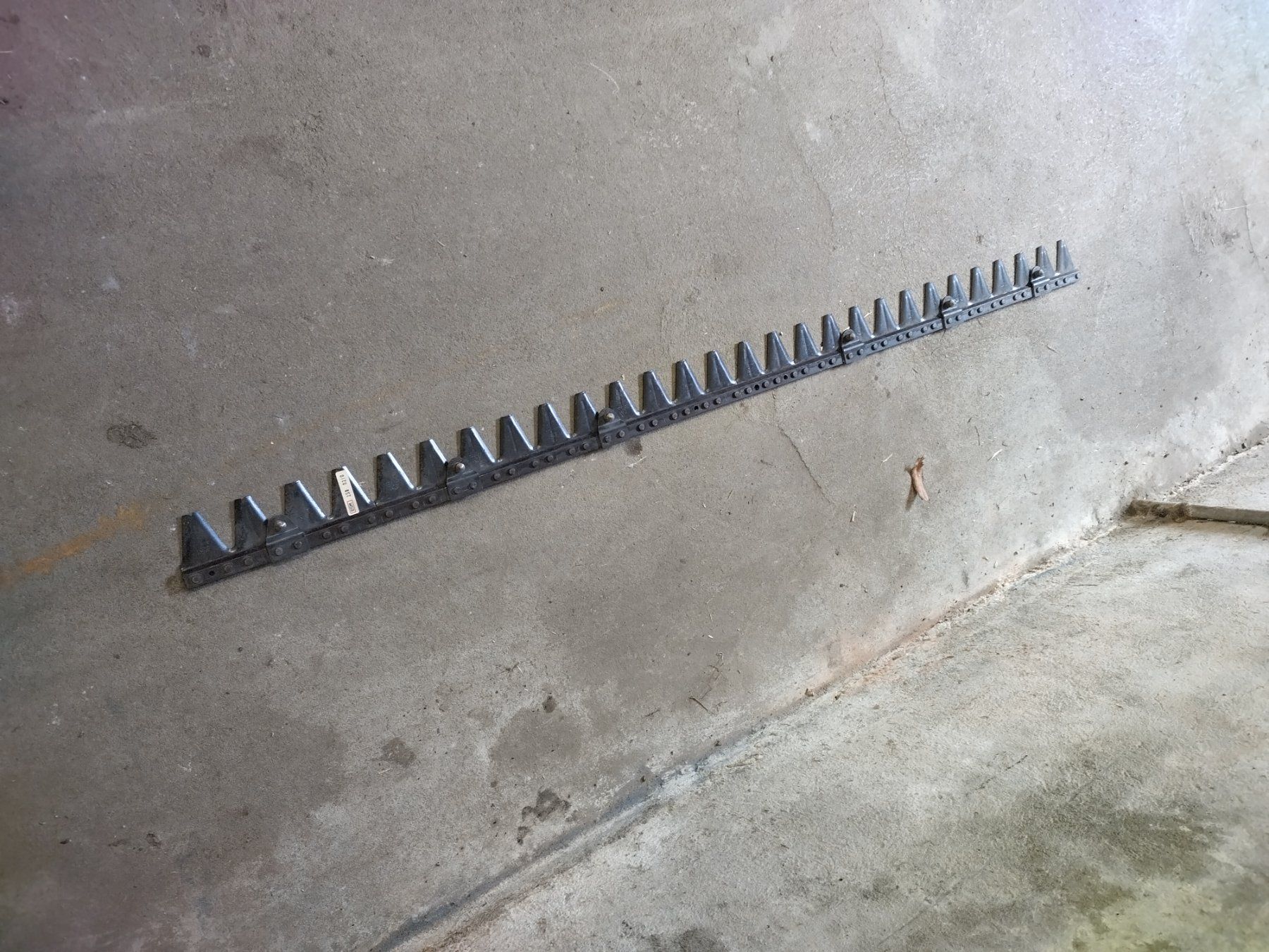 Bucher Alle Maschinen: ESM Mähmesser 142cm 250.0210 – Neu (gemäss Beschreibung) aus Wichtrach von Gfeui87 1