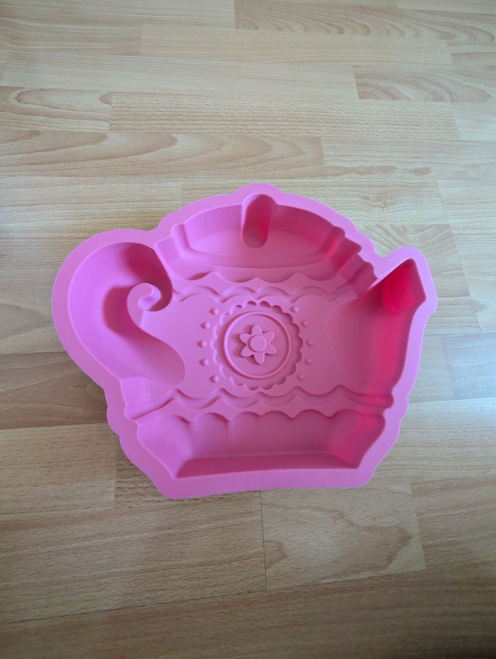Teglie da forno: Pinke Teekanne Backform aus Silikon – Usato da Buchs ZH venduto da nudle10 1