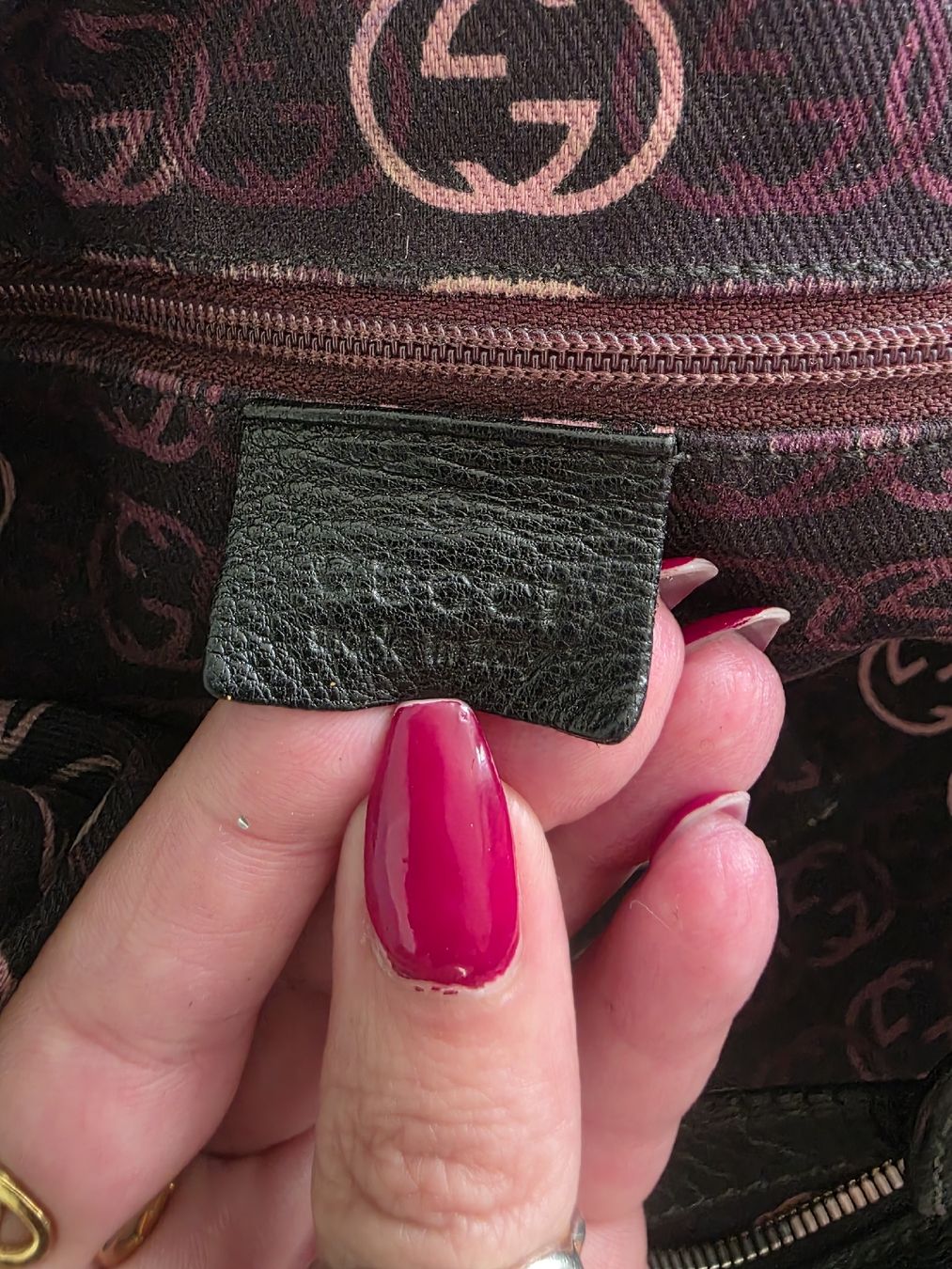 Gucci Taschen für Damen: Gucci Tasche – Gebraucht aus Wangen b. Olten von kaj.ya 1