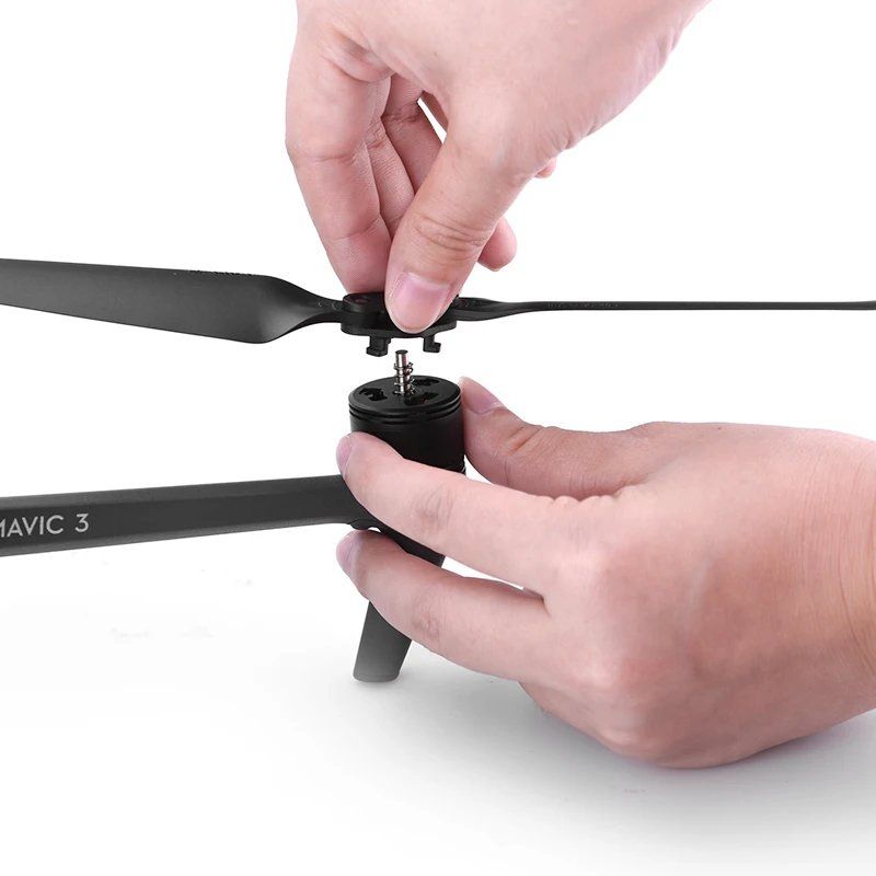 Modellismo RC: 4 DJI MAVIC 3 PRO - MAVIC 3 PROPELLER 9453F – Nuovo e nell'imballaggio originale da Kriens venduto da swissgadget 4