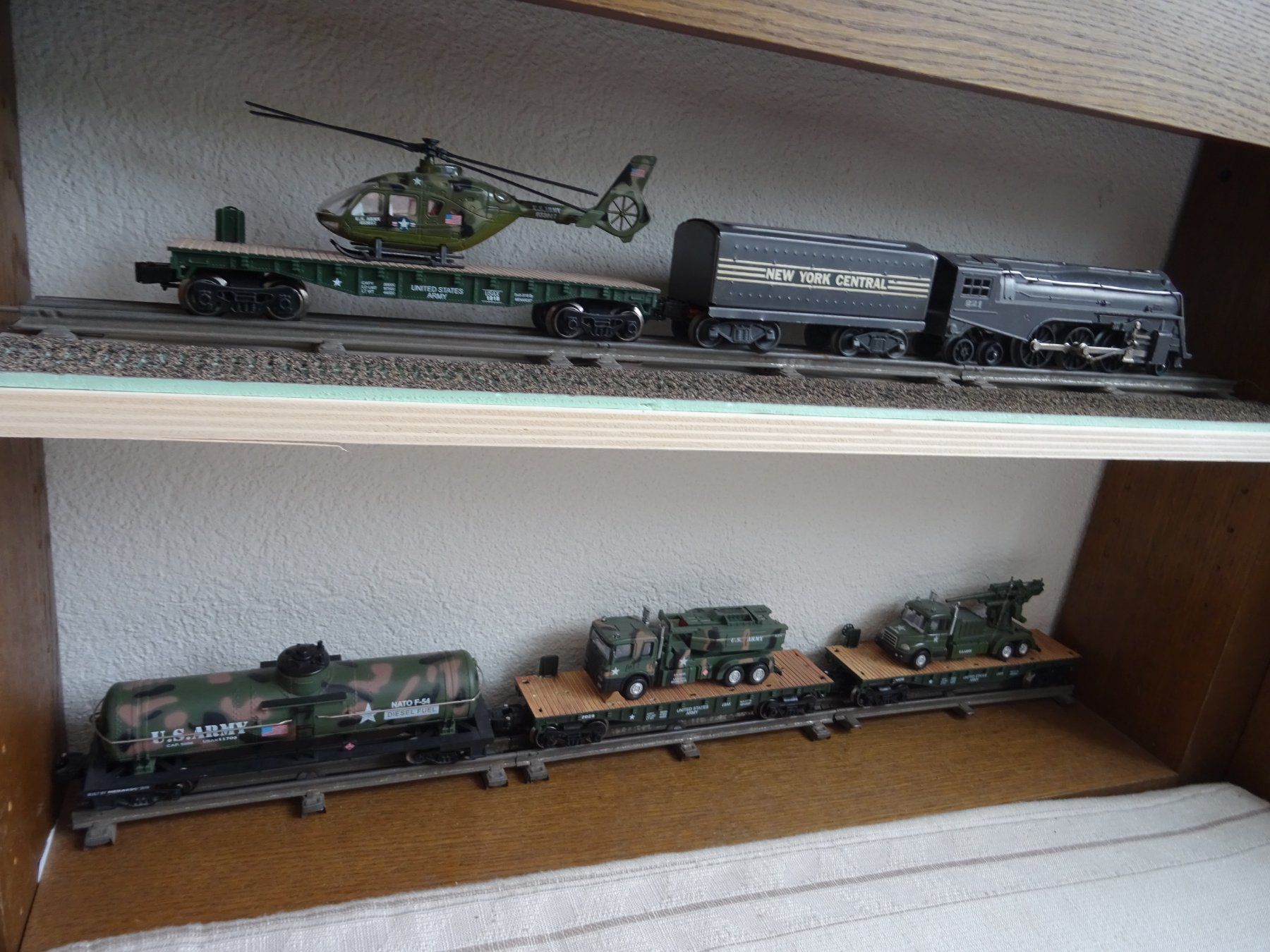 Modellini di ferrovie: US Dampflok mit 4 Wagen Spur 0 – Usato da Hirschthal venduto da Legov 3