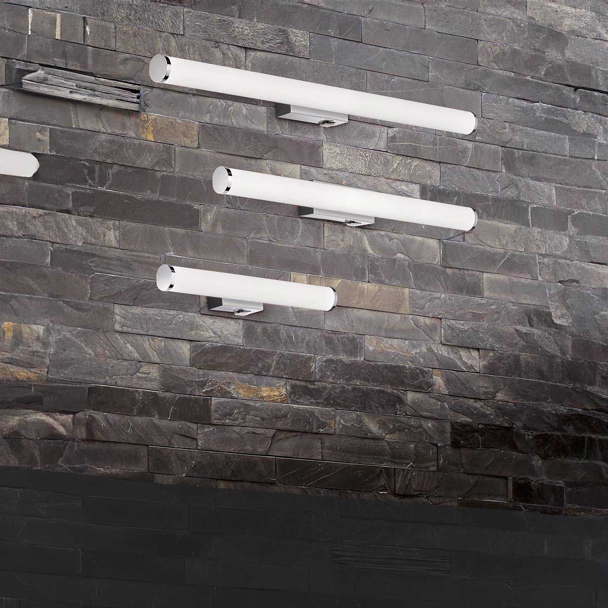 Lampen: LED Bad Wandleuchte, IP44, 80 cm x 5 cm – Neu (gemäss Beschreibung) aus Kreuzlingen von Smart-Light 1
