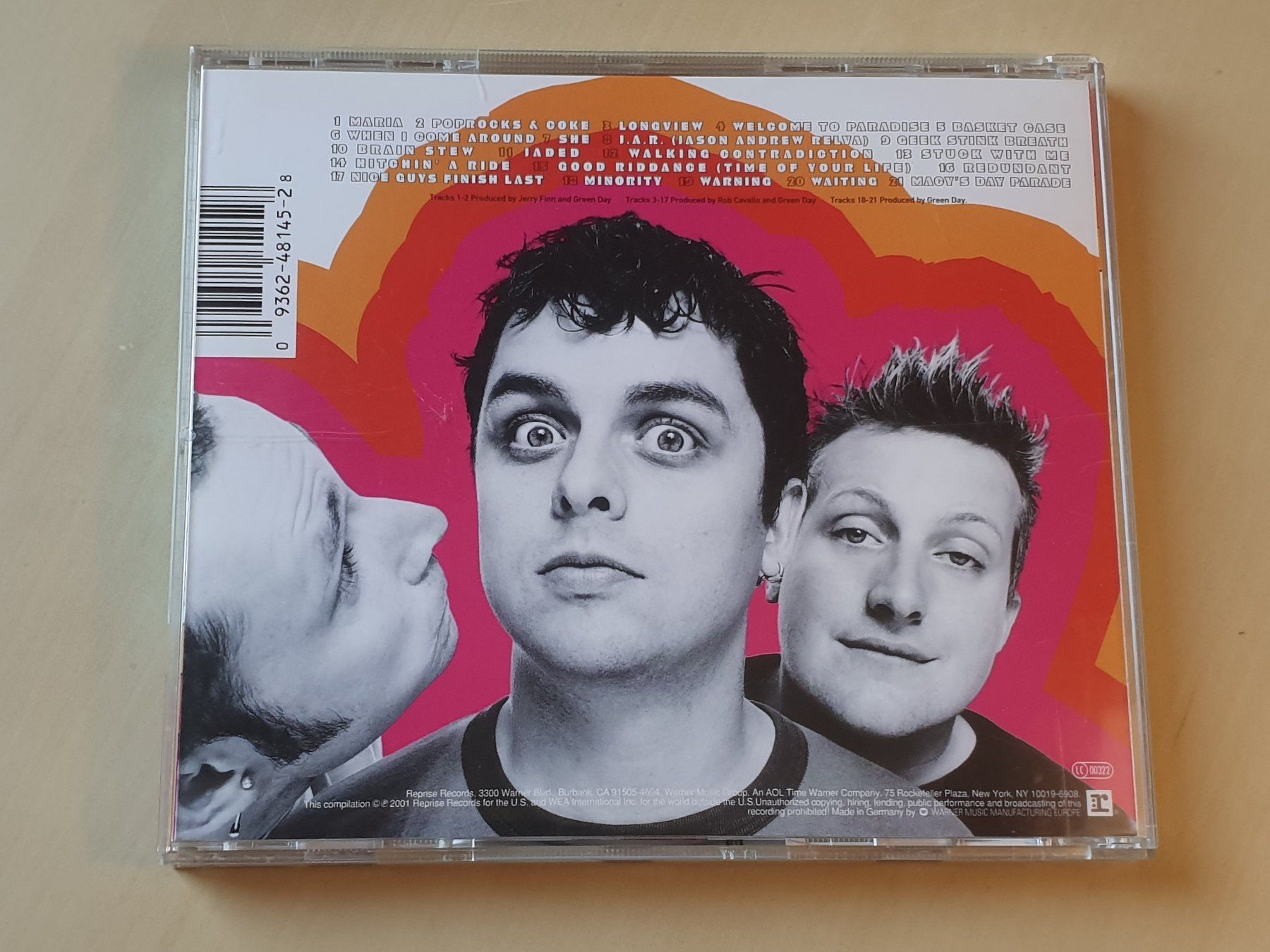 CD: Green Day International Superhits – Usato da Stansstad venduto da collectorsshop 1