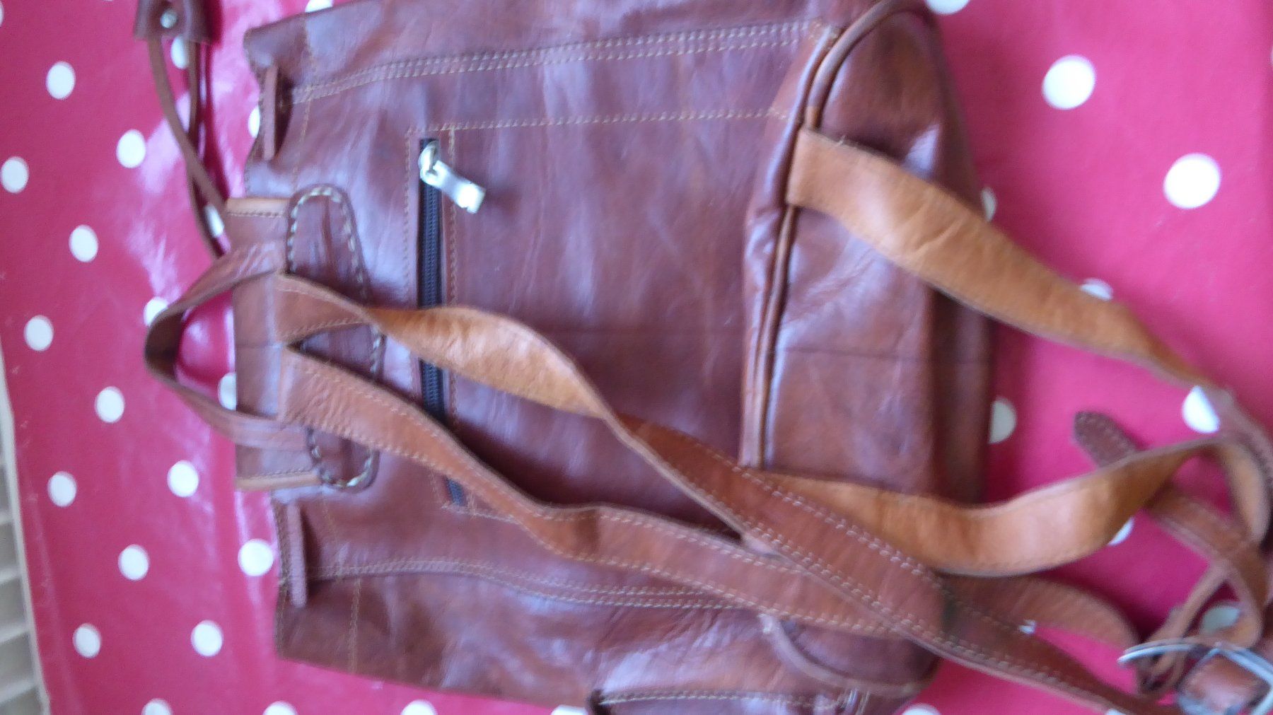 Zaini: Leder Rucksack Handtasche Länge 30cm Breite 30cm – Usato da Sargans venduto da Benziner 5
