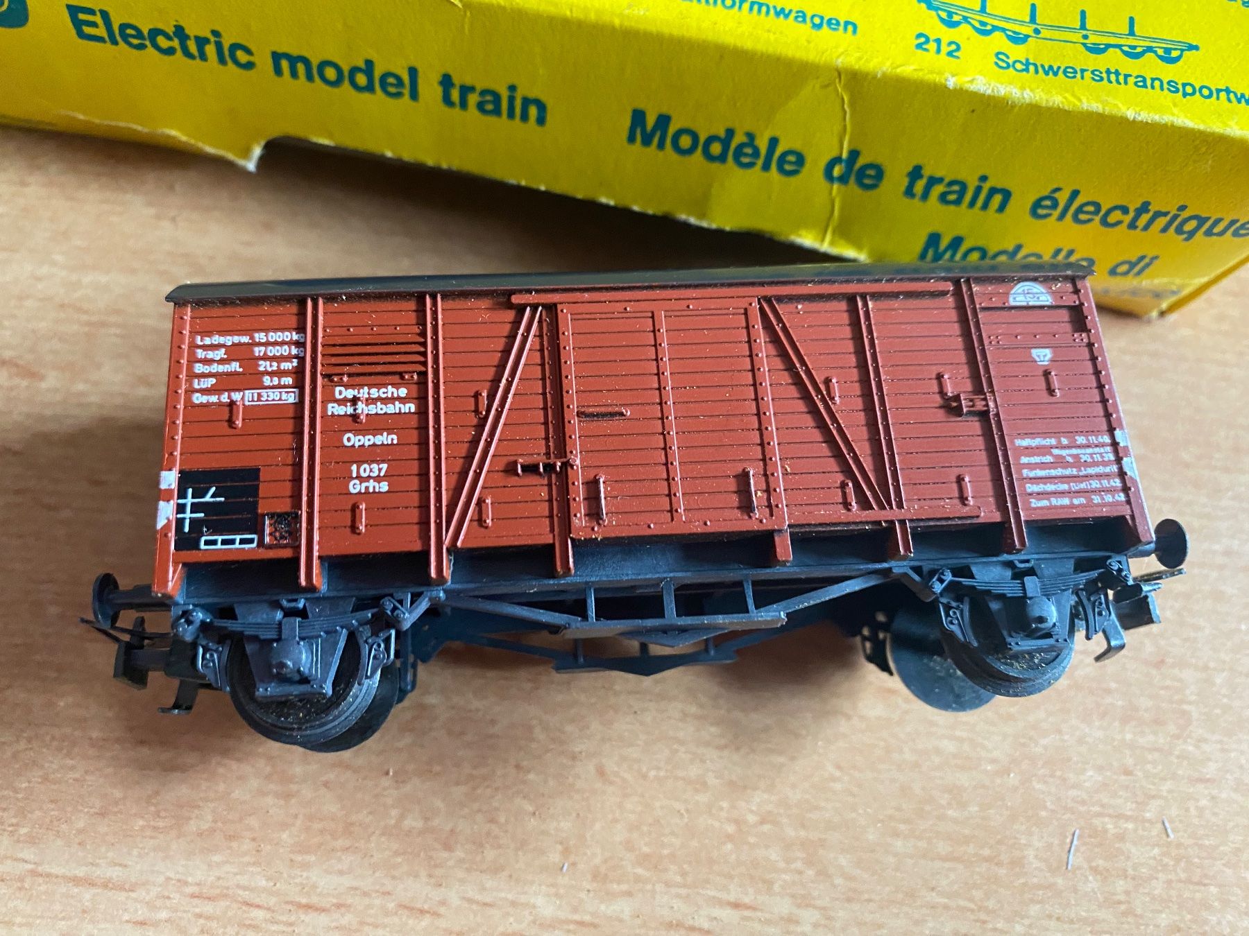 Liliput Modelleisenbahnen: Liliput H0 Gedeckter Güterwagen der DR – Gebraucht aus Glattfelden von gschneusig 5