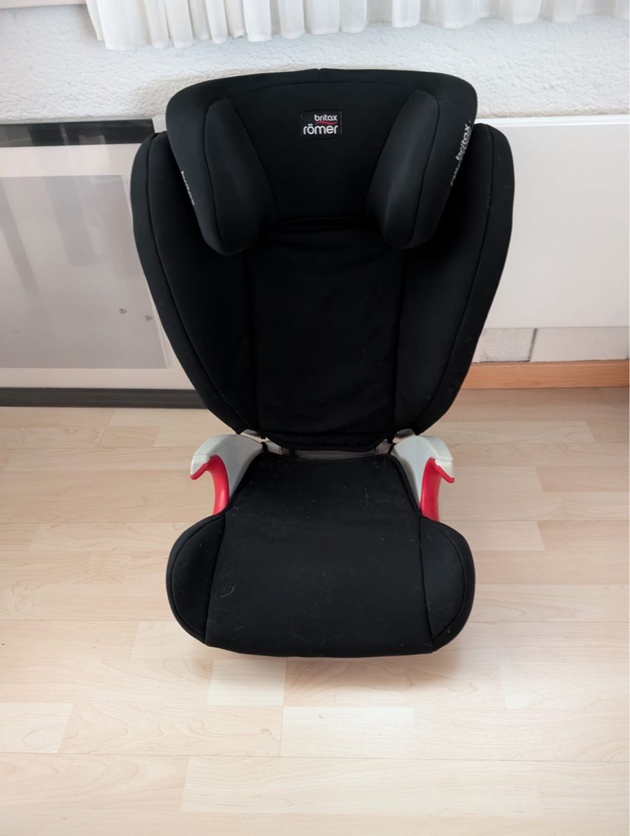 Britax Römer Seggiolini per auto: Kindersitz Römer  britax – Usato da Ebikon venduto da alina0309 1