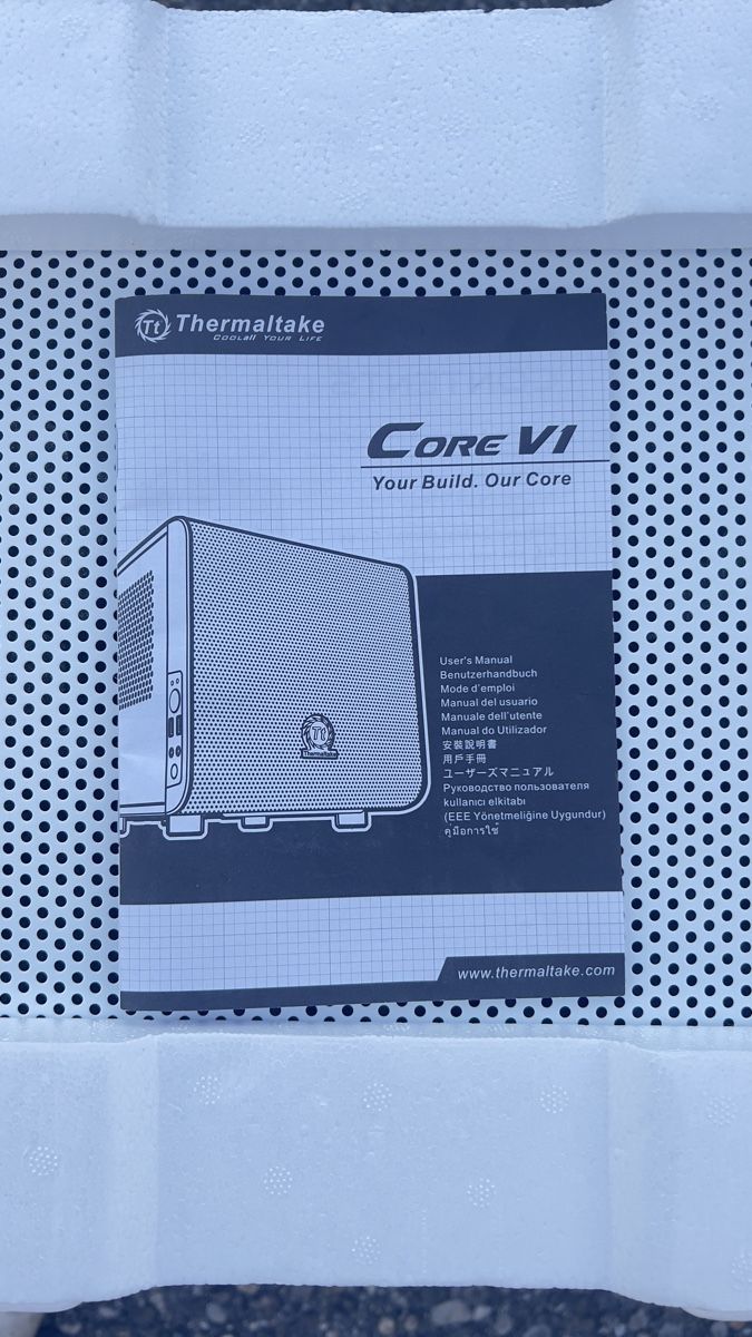 Thermaltake Custodie: Thermaltake Core V1 Snow Edition - Mini-ITX Gehäuse – Nuovo (secondo la descrizione) da Madiswil venduto da SWISS_49.B 7