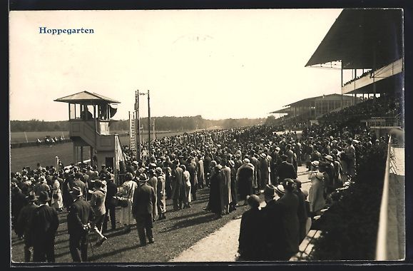 Cartoline postali: Hoppegarten, Rennbahn, Publikum, Gebäud – Usato da Berlin venduto da bartko-reher