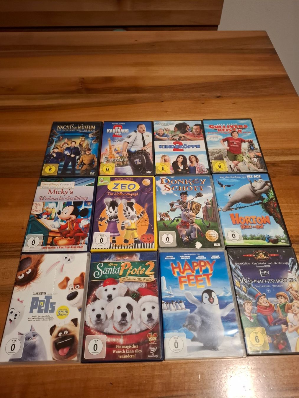 Tutti i DVDs: 12 Kinder DVD – Usato da St. Niklausen LU venduto da Kamelo