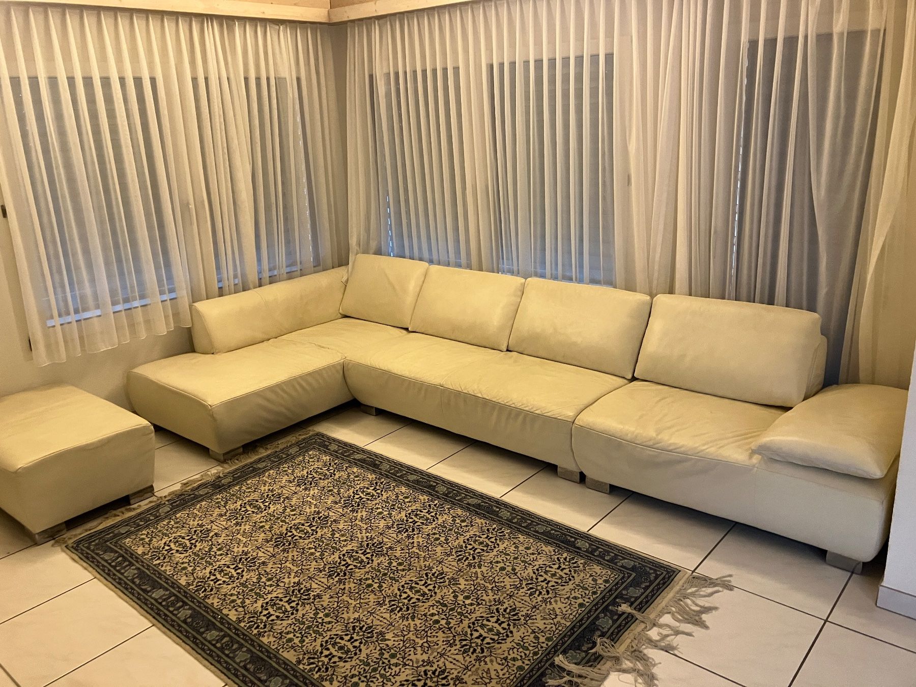 Koinor Sofas: Koinor Ledersofa gratis abzugeben – Gebraucht aus Walenstadt von Marc_J_W